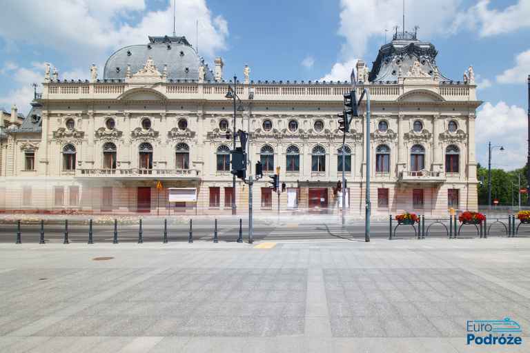 The Izrael Poznanski Palace Photo: Israel Poznanski Palace